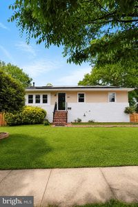 6308 Barrs Ln, Lanham, MD, 20706
