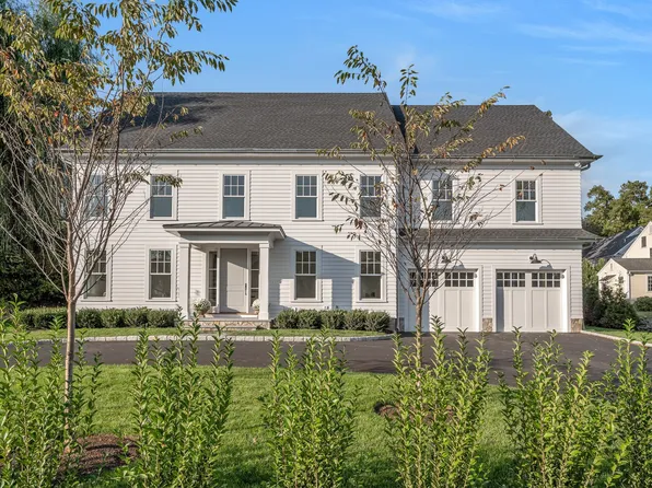 2379 Boston Post Road, Darien, CT 06820