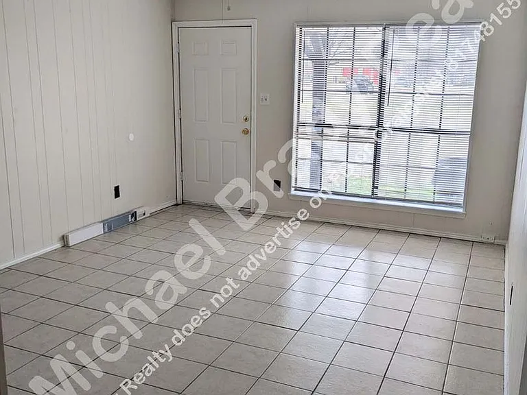 3262 Matthews Dr — Photo 19