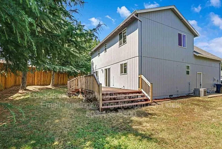 332 NE Carmen Pl — Photo 39