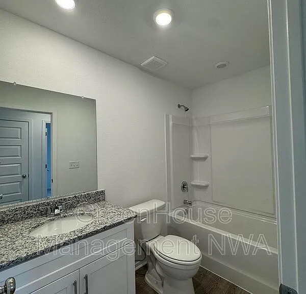 2637 E Gila Way — Photo 13
