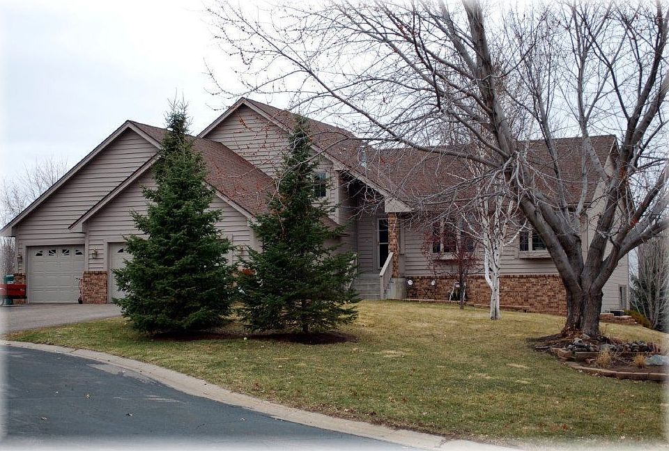 For Sale: 673 Bridle Ridge Circle, Eagan, MN 55123