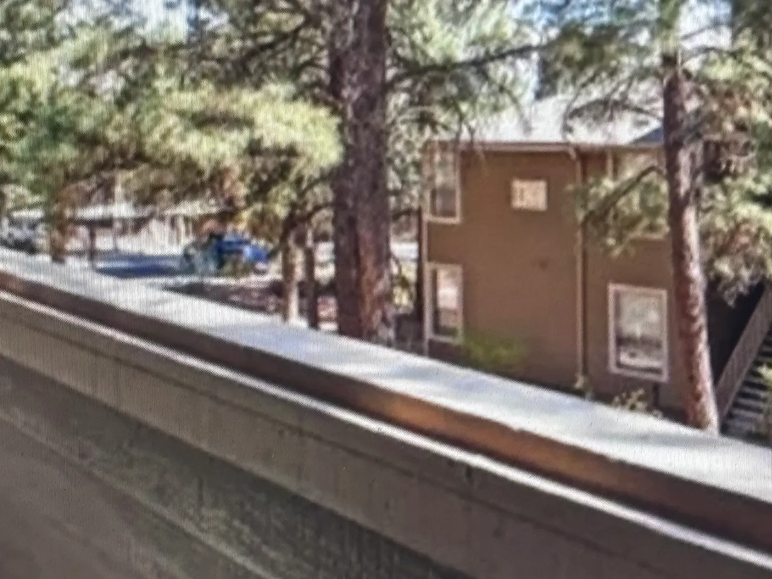 2 bed, 1.5 bath, 996 sqft, $900 — Photo 3