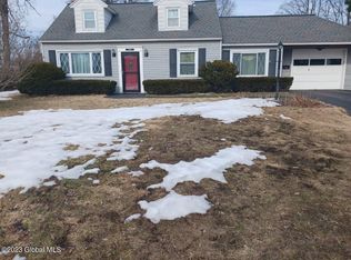 1026 Wayne Rd, Schenectady, NY 12303