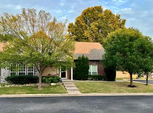 4611 S Royal Dublin Ln, Broken Arrow, OK 74011
