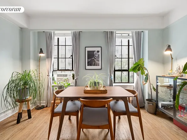 353 W 56th St APT 3G, New York, NY 10019