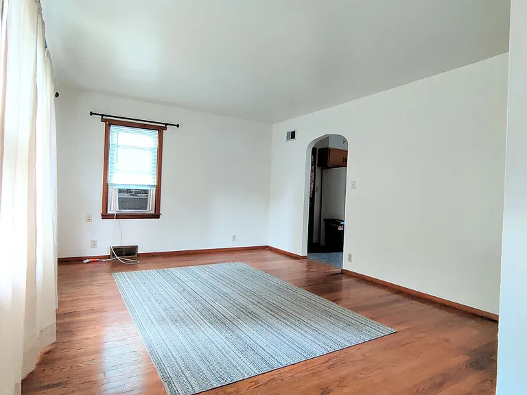 211 Wyoming Ave — Photo 4