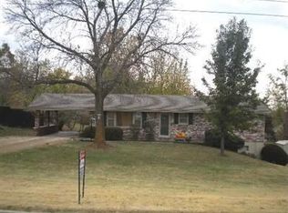 5015 Rainbow Dr, Jefferson City, MO 65109