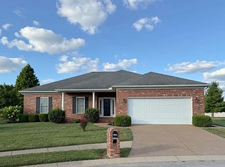 6000 Glen Oak Ct, Newburgh, IN 47630