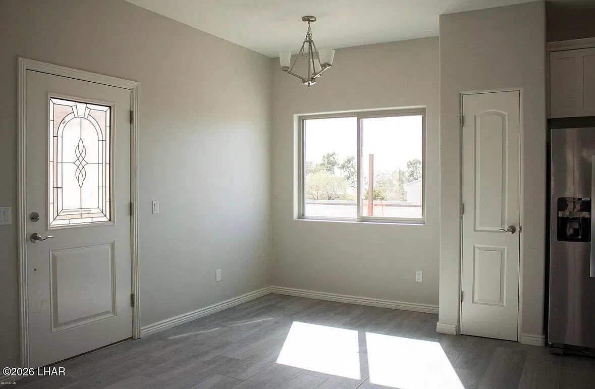 1 bed, 1.0 bath, 605 sqft, $1,300 — Photo 3