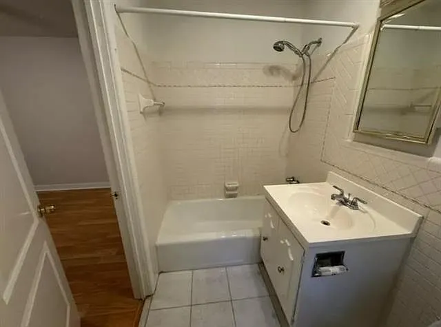 4901 Purdue Dr — Photo 16