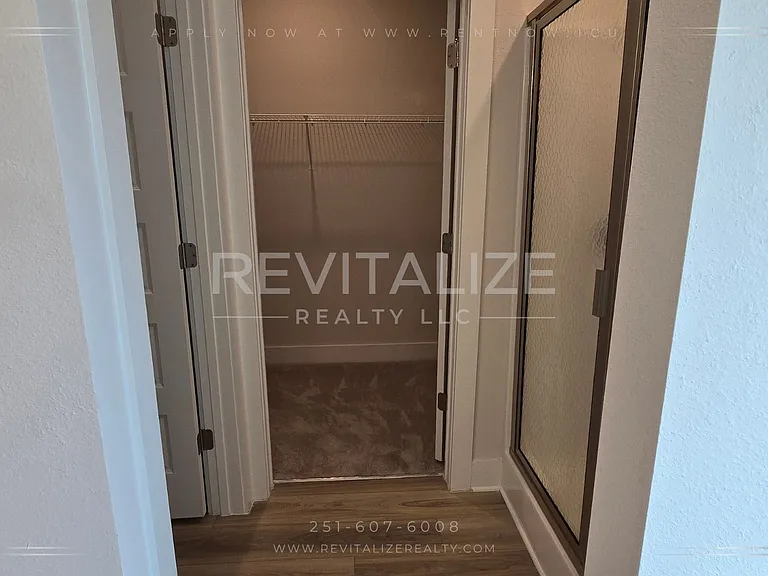 1730 Grouse St — Photo 46