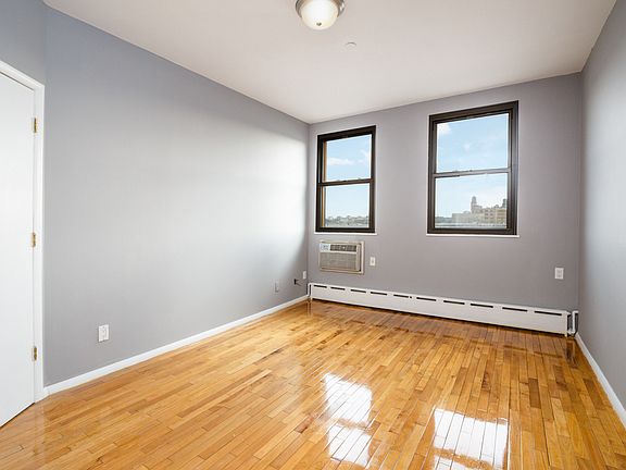3rd image of 667 Meeker Ave APT 3F