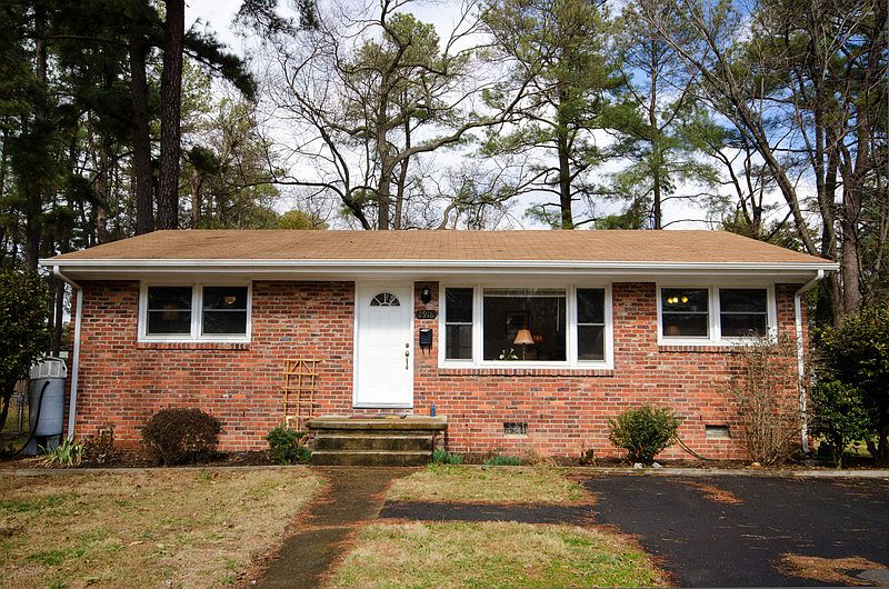 1st image of 2918 Battery Ave