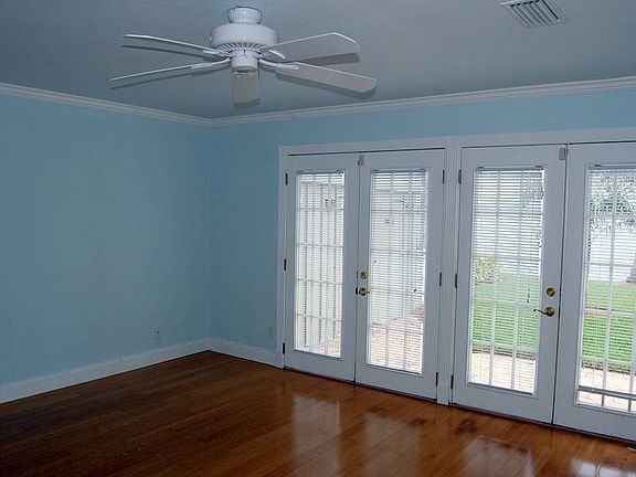 5th image of 2157 Bayou Grande Blvd NE