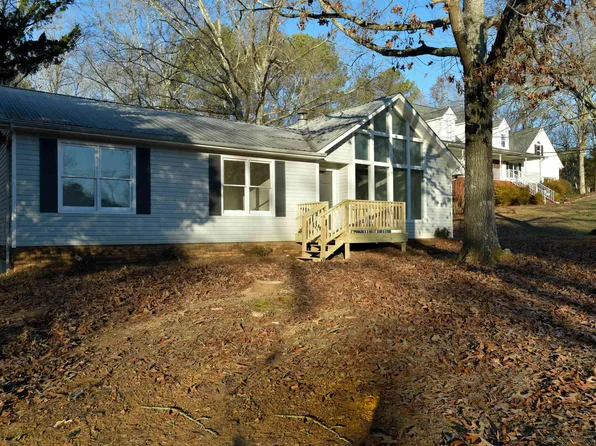 420 Hodgens Dr, Pell City, AL 35125
