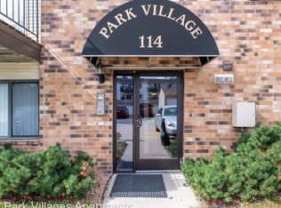 2250 N Cedar Ave APT 302, Owatonna, MN 55060