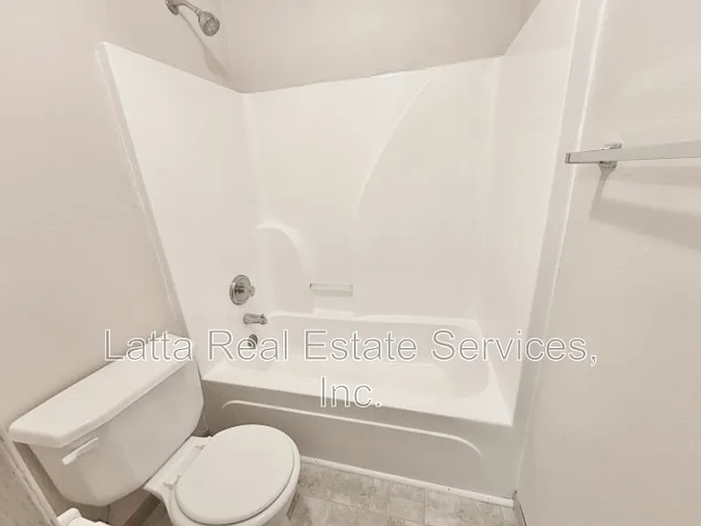 3210 SW Iron Creek Dr — Photo 11