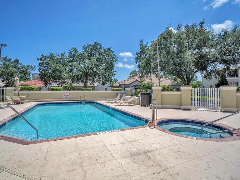 3529 Dunes Vista Dr — Photo 4