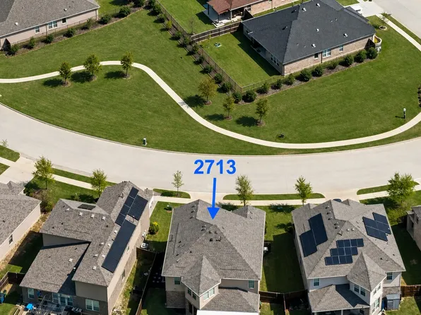 2713 Ranger Ln, Aubrey, TX 76227