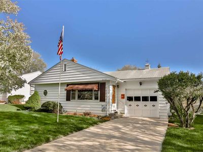 2612 Burrmont Rd, Rockford, IL, 61107