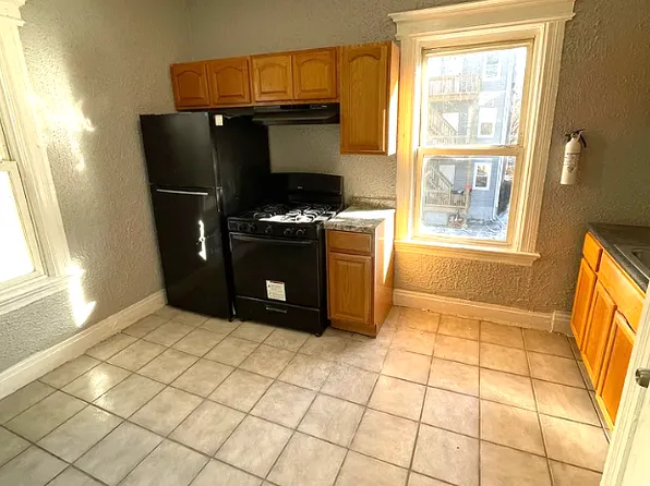 190 Seymour Ave #2, Newark, NJ 07108