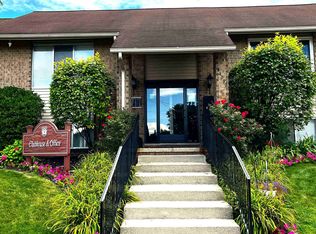 44090 Kings Gate Dr #11571-2, Sterling Heights, MI
