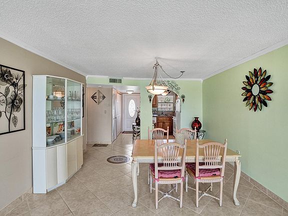 4th image of 2851 E Sunrise Lakes #210
