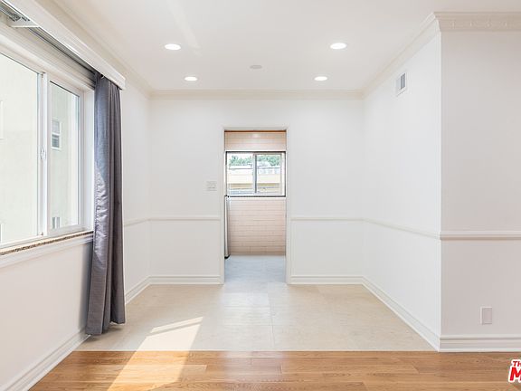 3rd image of 1435 N Poinsettia Pl #H