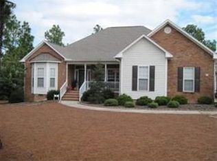 5 Randolph Ct, Pinehurst, NC 28374