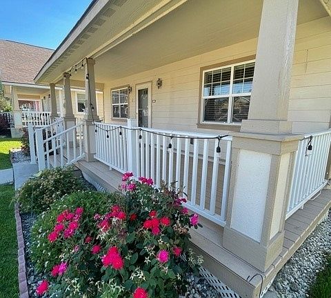 5th image of 123 E 9th Avenue #2