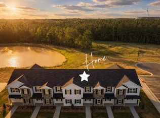 1104 Brookrun Dr, Oxford, NC 27565