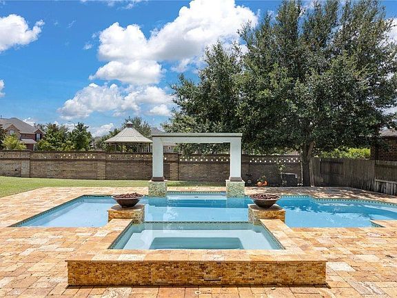 5th image of 25207 Springwood Lake Dr