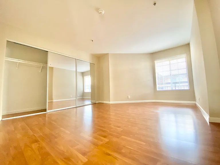 8722 Burton Way Property — Photo 15