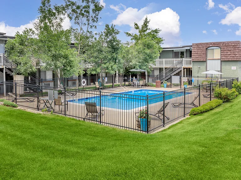 Green Mountain Apartments — Photo 7