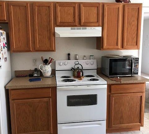 4th image of 3892 SE 139th St