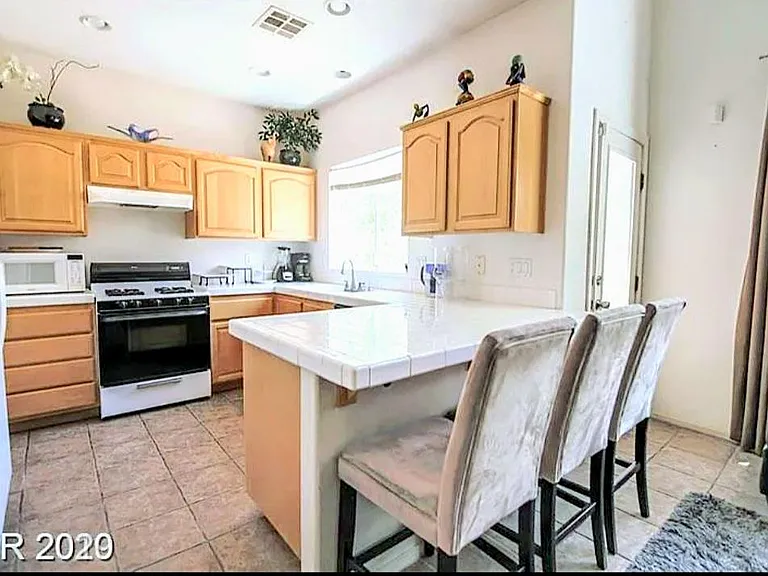 10365 Bent Willow Ave — Photo 15