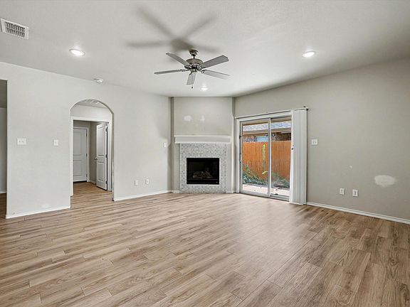 3rd image of 6906 67th St