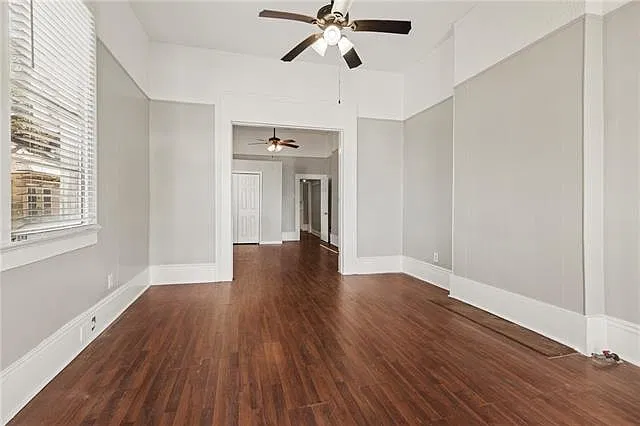 2 bed, 1.0 bath, 945 sqft, $1,300 — Photo 2