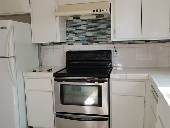 3rd image of 1215 Sierra Village Way