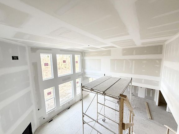 3rd image of 4733 Piper LANE