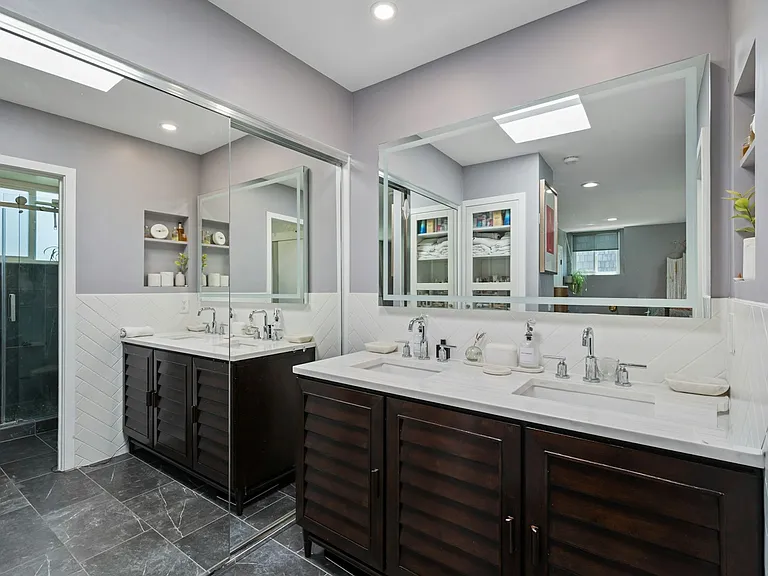 2115 Farrell Ave #C — Photo 22