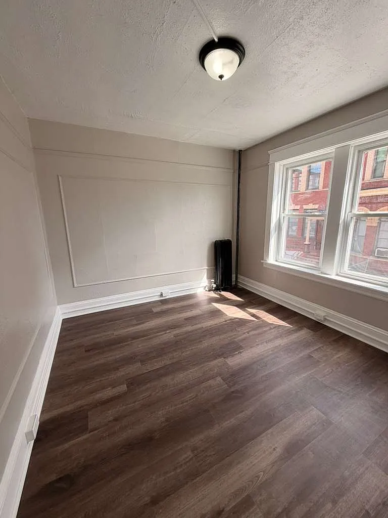 1 bed, 950 sqft, $1,382 — Photo 4