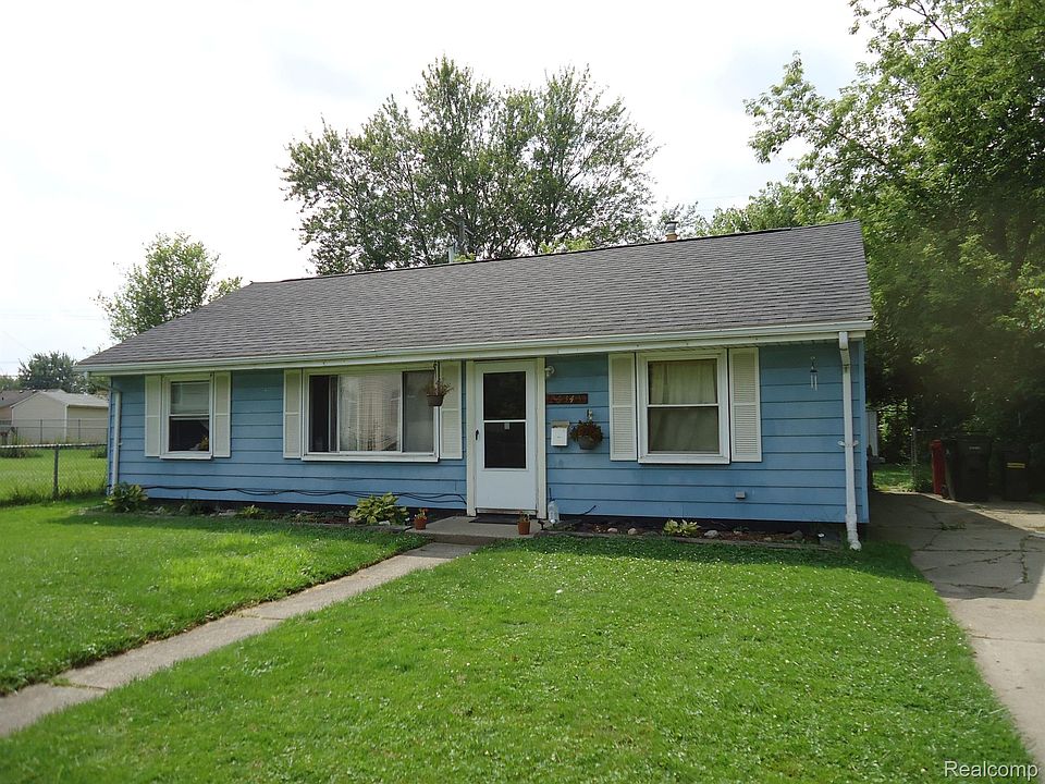 1st image of 26343 Academy St