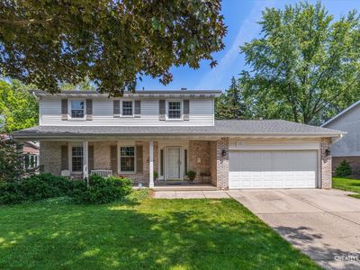 1903 Brentwood Ln E, Wheaton, IL, 60189