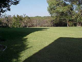 2nd image of 600 Rose Ave