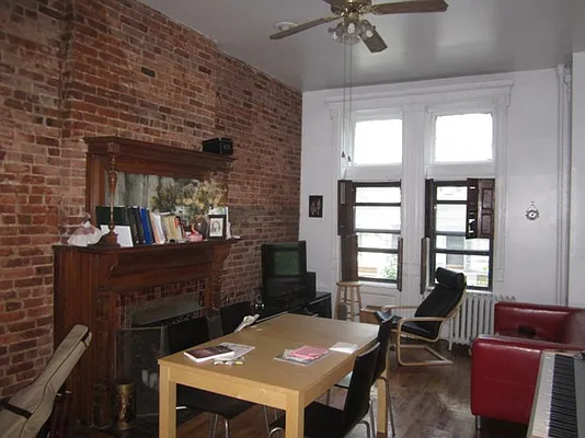 Rented by Elinor Taasa, LREB | media 4