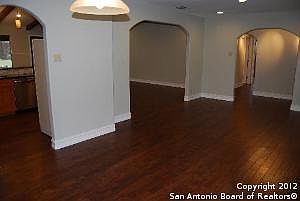 4th image of 613 Sunhaven Dr