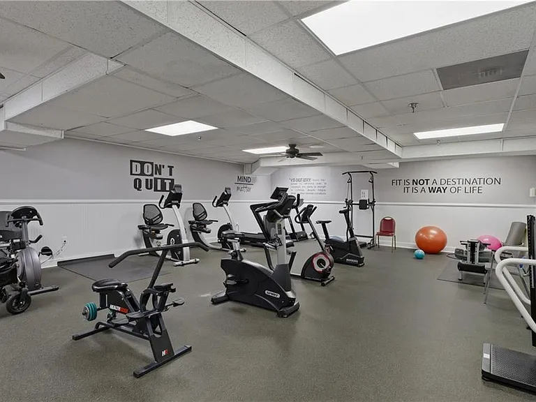 300 Johnson Ferry Rd #B915 — Photo 27