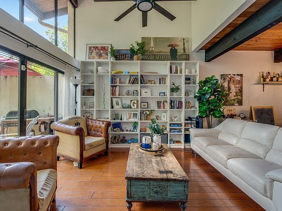 5th image of 19304 NE 25th Avenue #201c